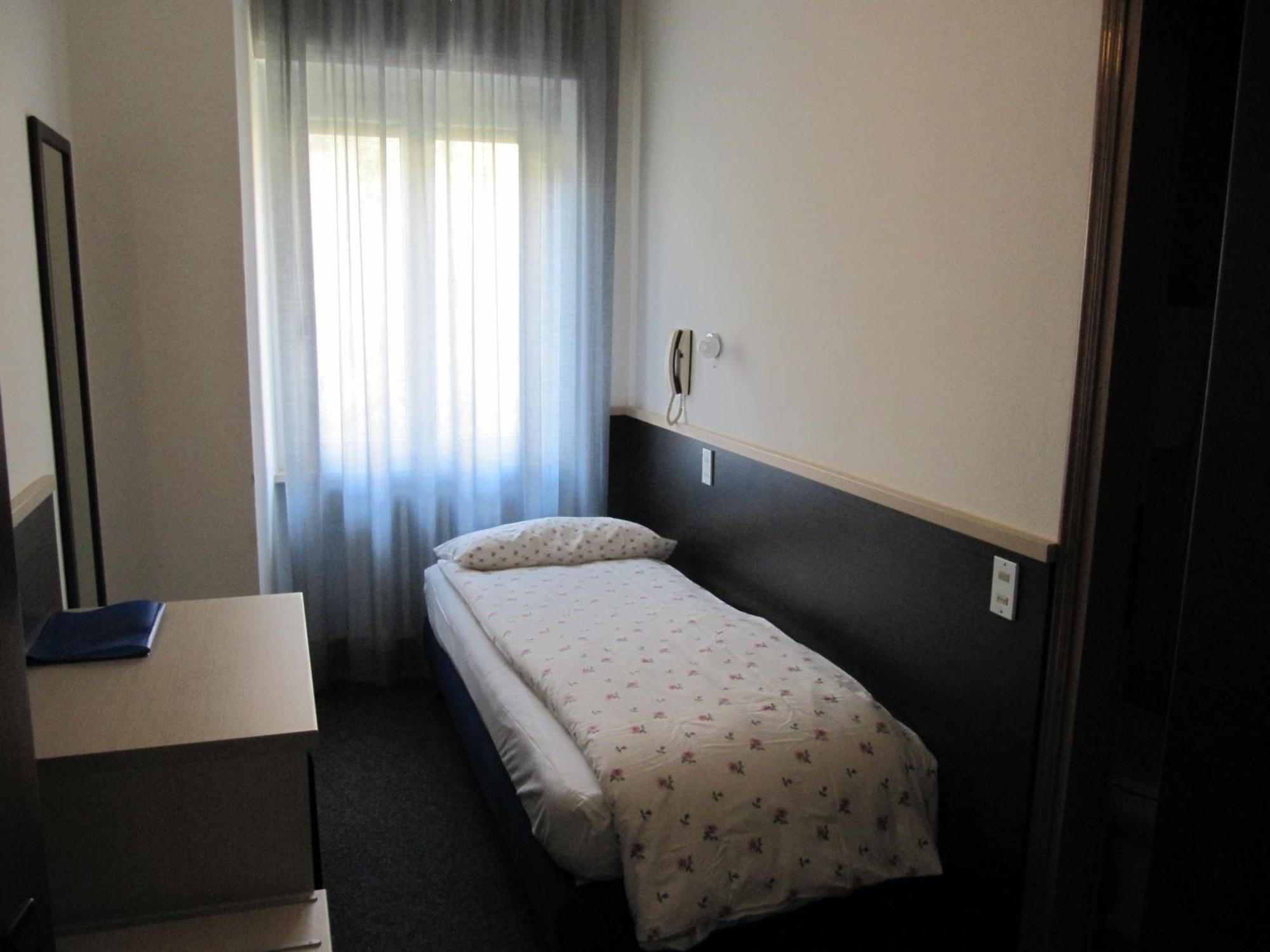 Hotel Carlo Brenzone Extérieur photo
