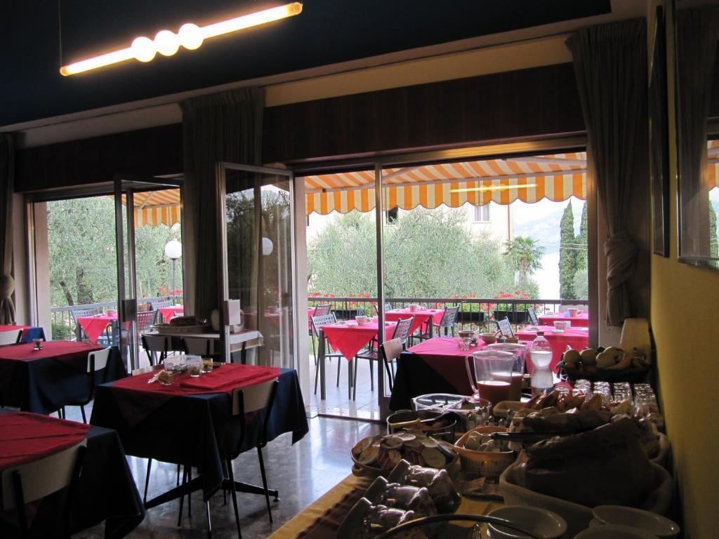 Hotel Carlo Brenzone Extérieur photo