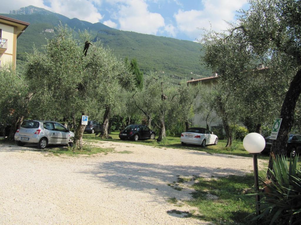Hotel Carlo Brenzone Extérieur photo