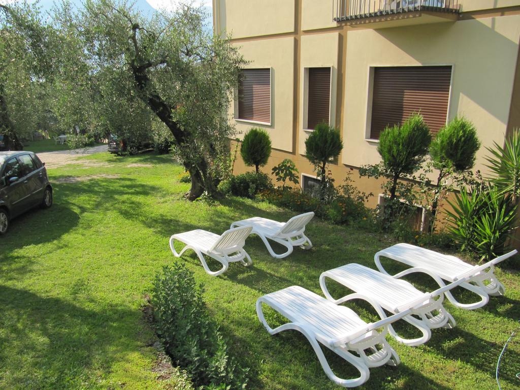 Hotel Carlo Brenzone Extérieur photo